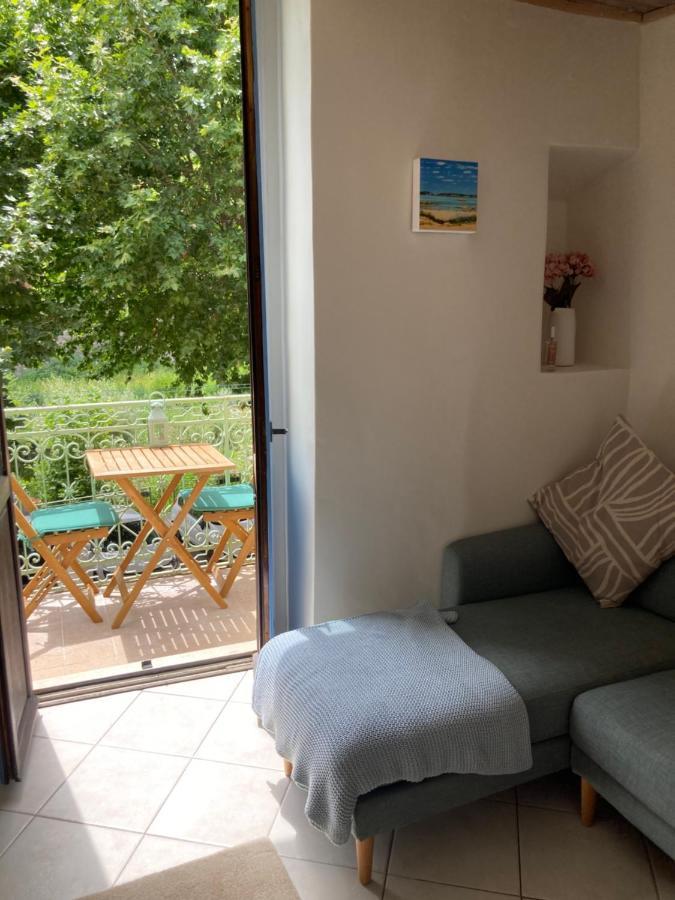 Riverside Apartment Sospel Exterior foto